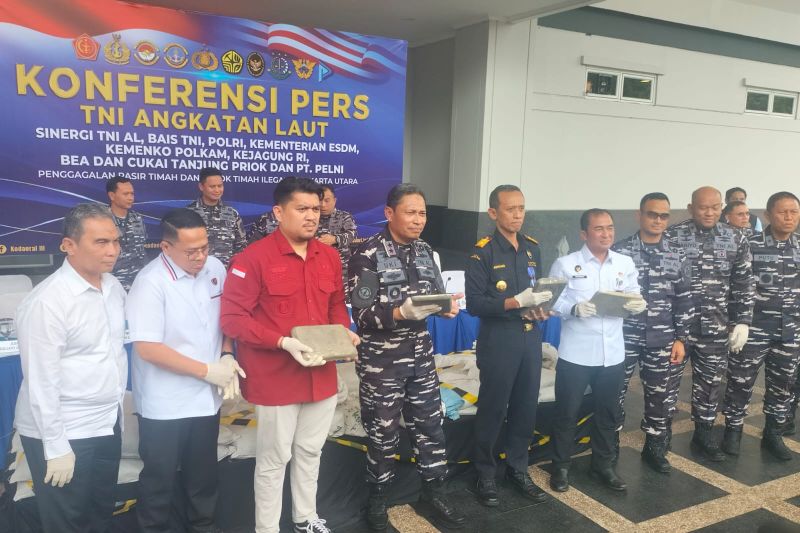 TNI AL gagalkan dua aksi penyelundupan pasir timah dalam sebulan