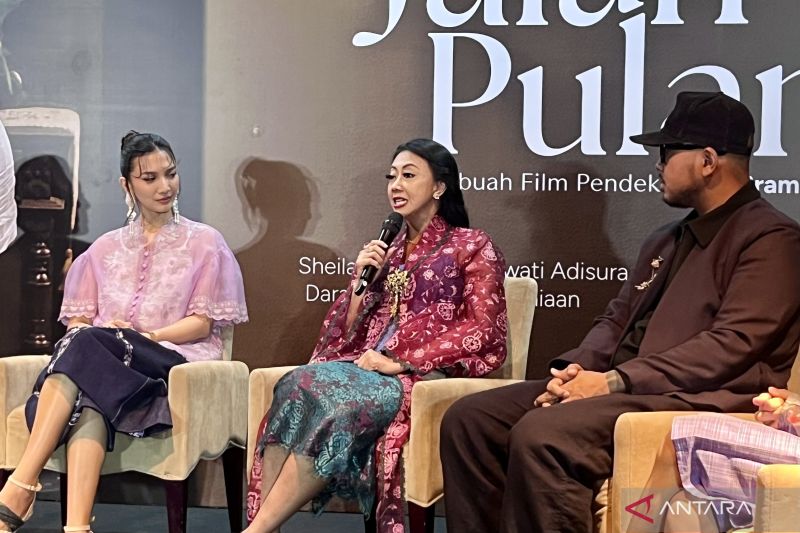 Asri Welas: Kebaya bisa mengikuti tren tanpa hilangkan nilai budaya