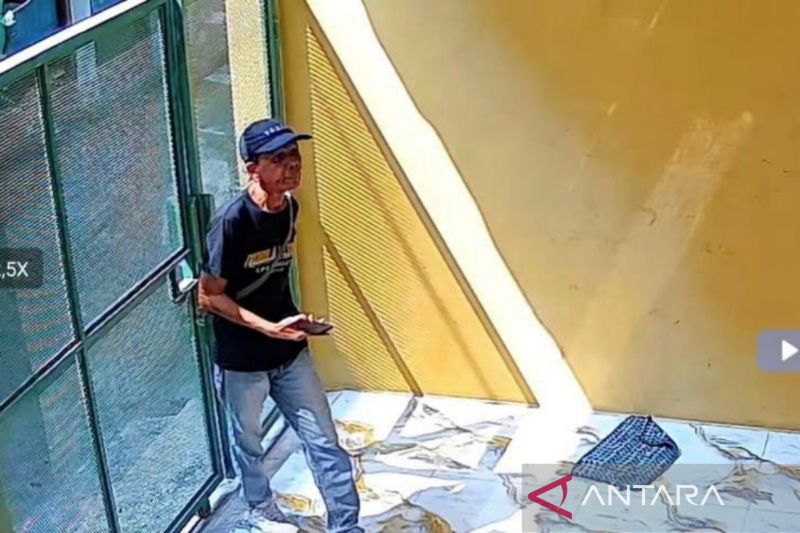 Polisi ringkus juru parkir spesialis pencuri sepatu di kosan Jaksel