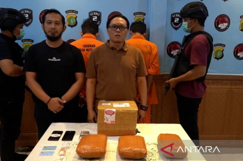 Polisi gagalkan peredaran ganja melalui jasa ekspedisi di Tangerang