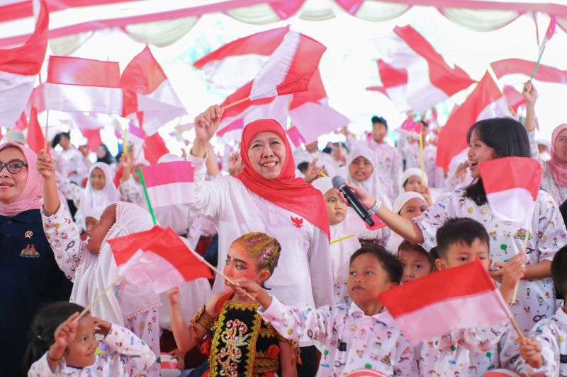 Khofifah dorong pemenuhan hak anak sebagai investasi strategis bangsa