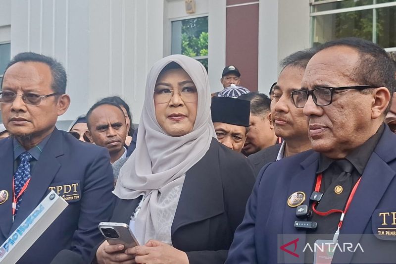Eksepsi dokter Tifa diterima, sidang kasus ijazah Jokowi dihentikan