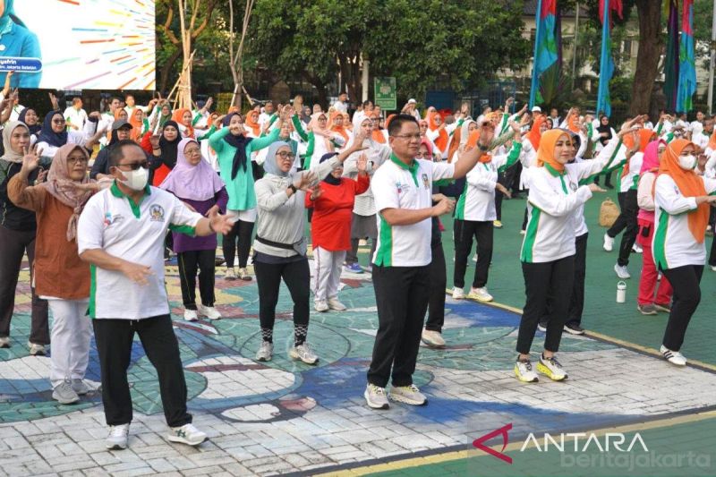 Pemkot Jaksel ajak pegawai terapkan hidup sehat demi kualitas layanan