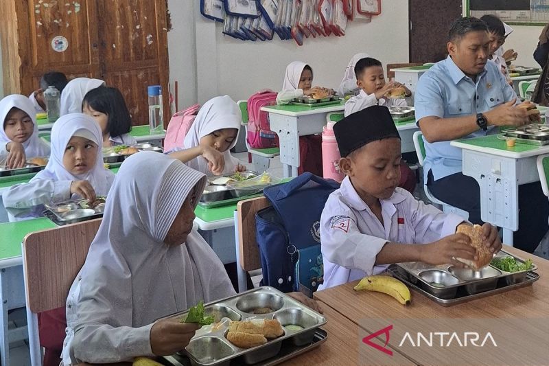 Kemarin, BGN siap tutup SPPG tak penuhi standar - Kemensos gandeng ICW