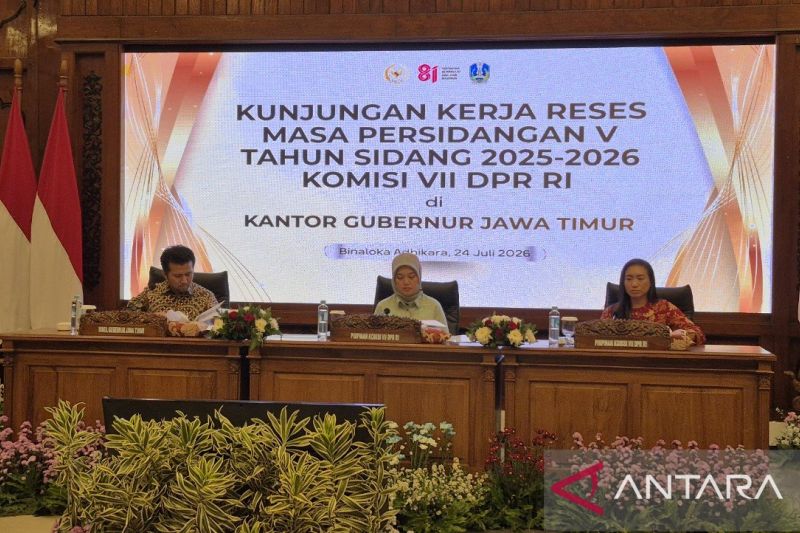 emil-dorong-pengembangan-kawasan-industri-jatim-di-luar-ring-1