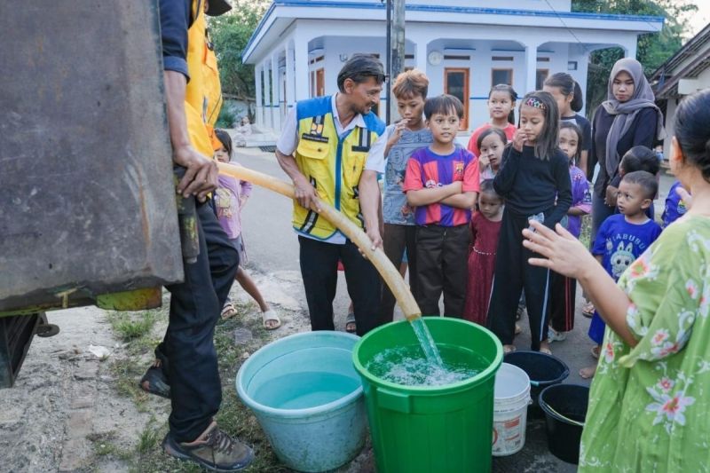PU salurkan bantuan air bersih bagi warga Lebak terdampak kekeringan