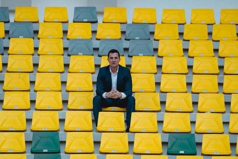 Dewa United perkenalkan Osmar Loss sebagai pelatih anyar