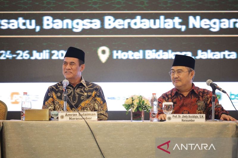 mentan-amran-siapkan-bibit-dan-olah-lahan-gratis-untuk-pesantren