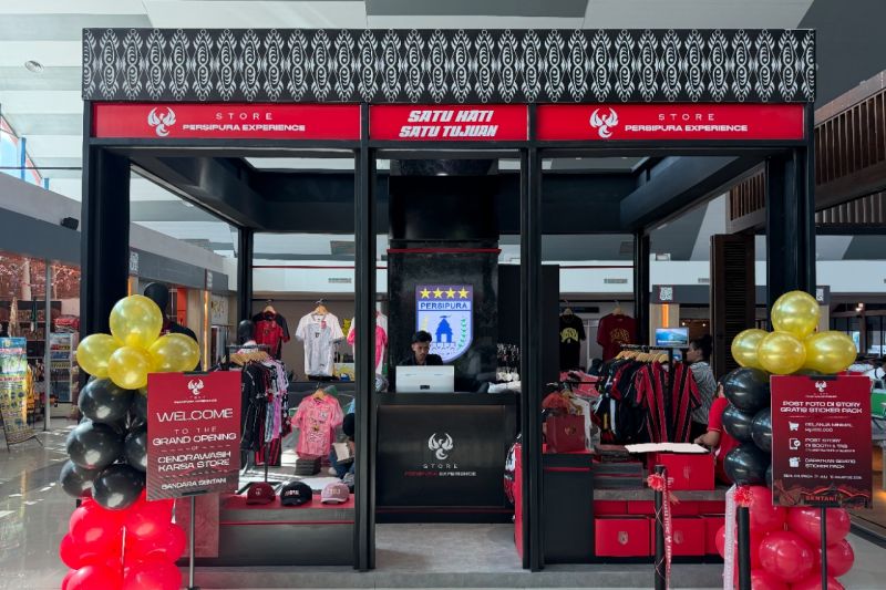 ap-store-merchandise-persipura-sentani-promosikan-produk-khas-papua