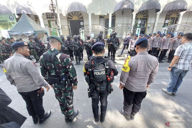 sebanyak-188-personel-disiagakan-jaga-kondusivitas-di-tambak-menteng