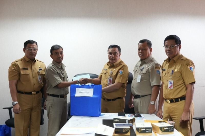 Pemkot Jakbar optimalkan peneriman pajak kendaraan lewat imbauan BDU