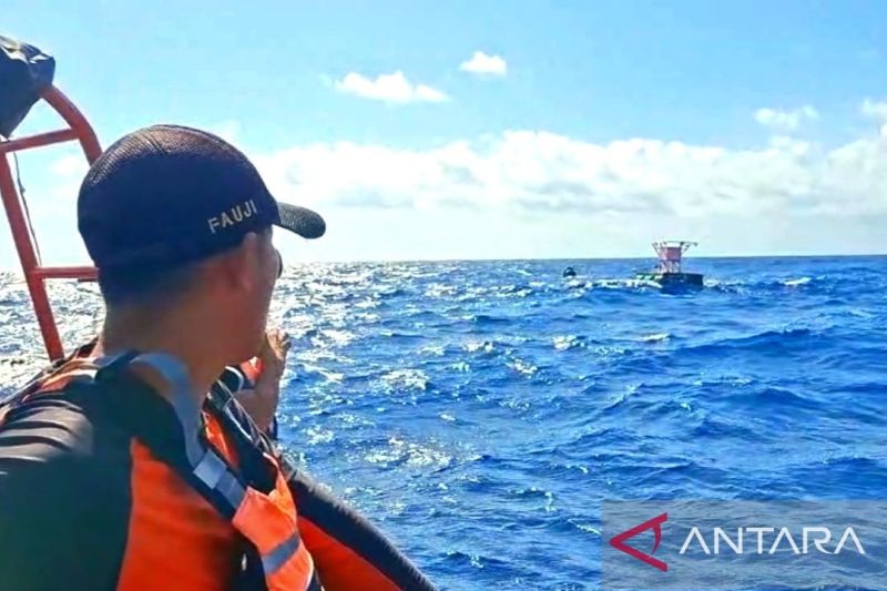 Cuaca buruk hambat pencarian nakhoda speedboat di Teluk Tomini