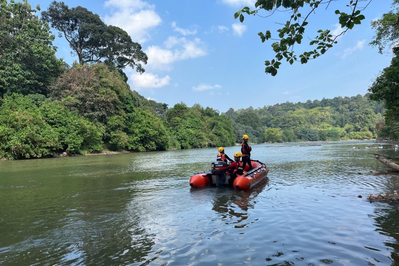 Basarnas kerahkan tim gabungan cari bocah tenggelam di Sungai Enim
