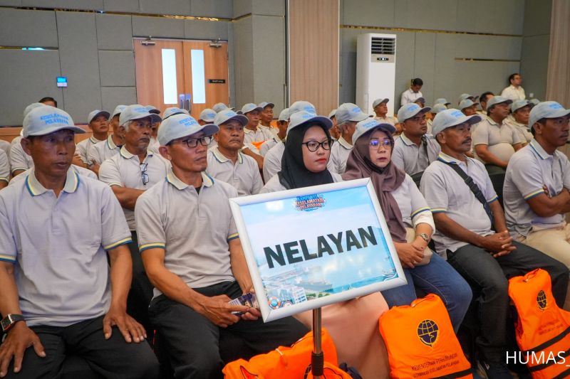 kemenhub-gencarkan-kampanye-keselamatan-pelayaran-di-cilacap