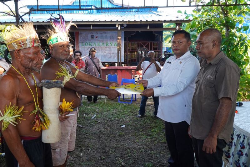Masyarakat adat Sobey perkuat pengakuan wilayah adat