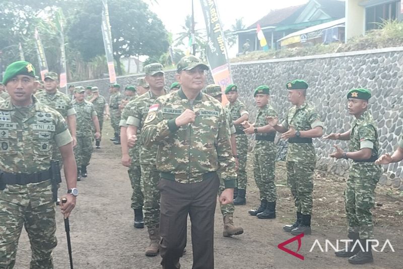 Menhan minta mahasiswa-LSM diundang ke Yon TP lihat program kerakyatan