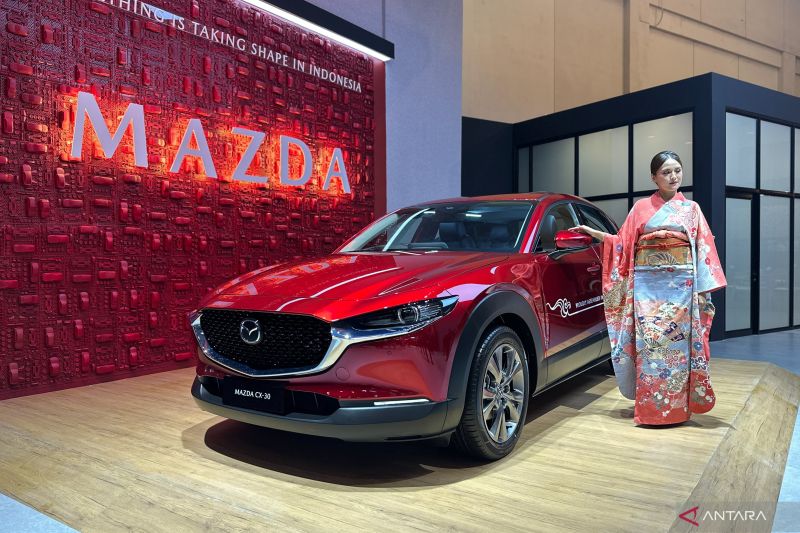 Kemarin, mobil baru di GIIAS hingga konser Kanye West