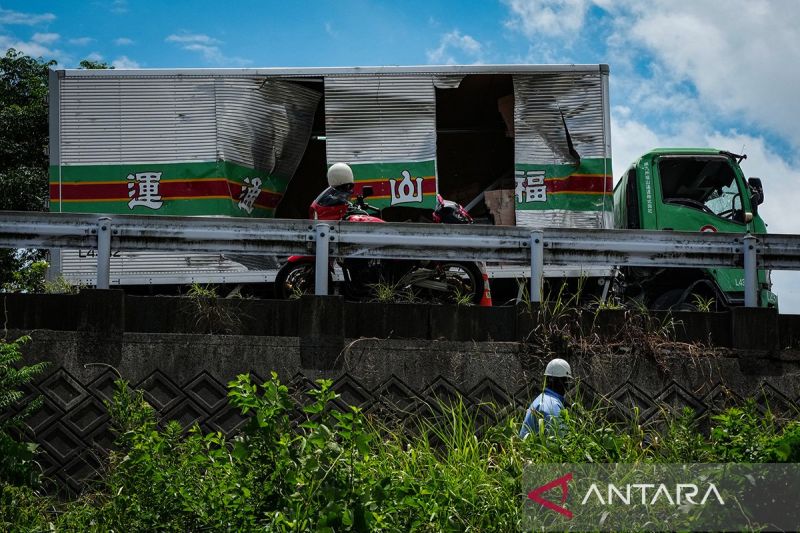 Gempa Jepang paksa sejumlah perusahaan hentikan operasi