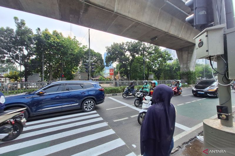 DKI pasang "pelican crossing" sementara selama pembangunan JPO Tendean