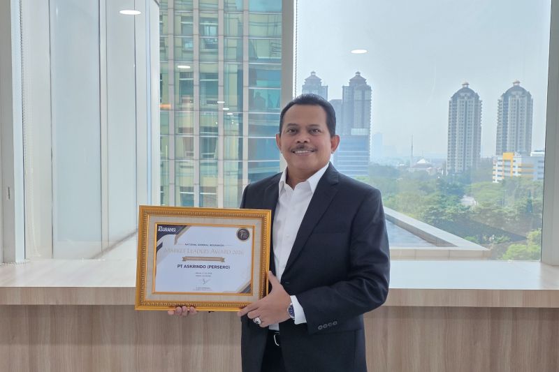 askrindo-raih-penghargaan-insurance-market-leaders-award