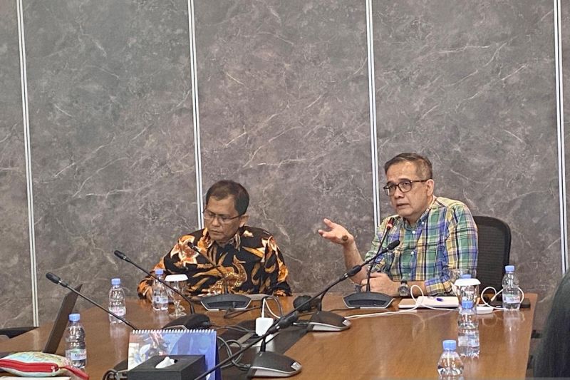 ekonom-kepastian-off-taker-dibutuhkan-agar-kredit-umkm-pulih