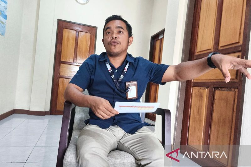PLN bangun enam PLTS di Mimika layani tujuh kampung terpencil