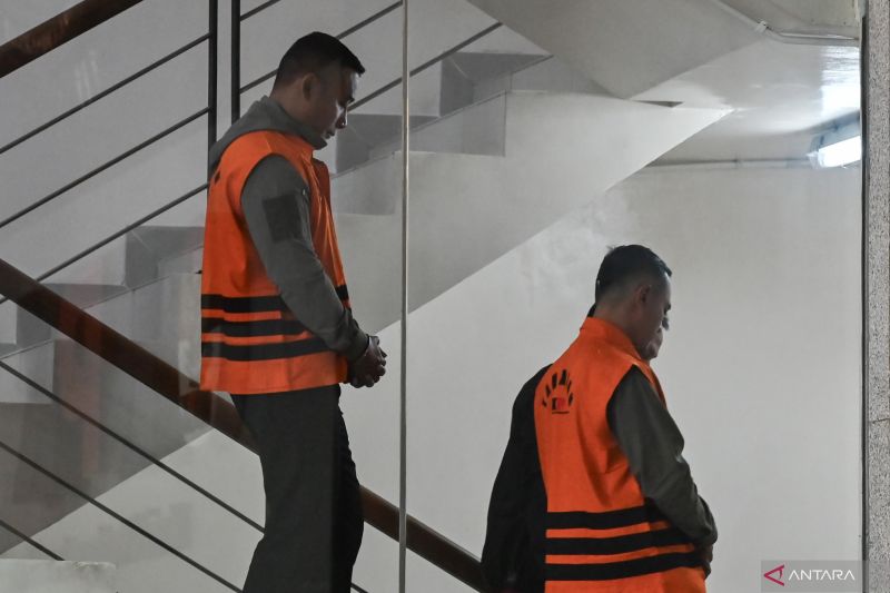 KPK ungkap cara polisi dan ayahnya bisa peras Bupati Pemalang