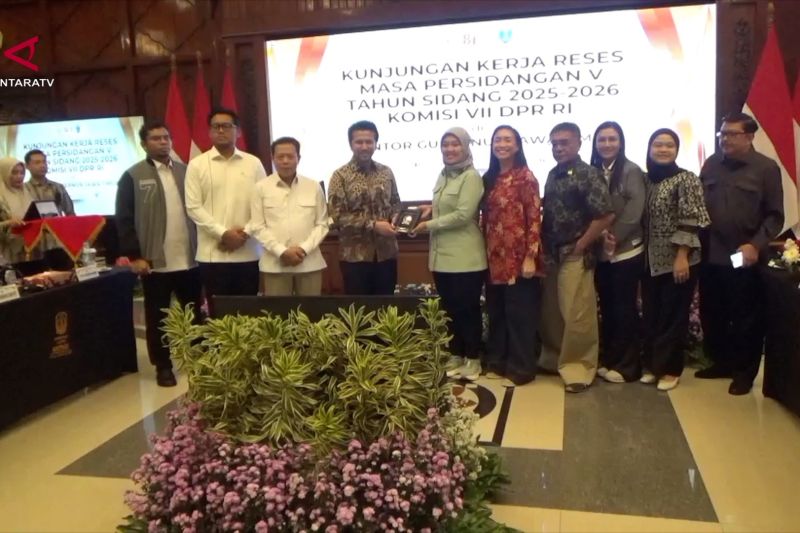Komisi VII DPR siap fasilitasi pengembangan kawasan industri Jatim