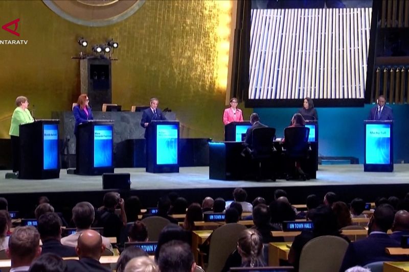 Enam kandidat sekjen PBB saling adu dalam sesi debat jelang pemilihan