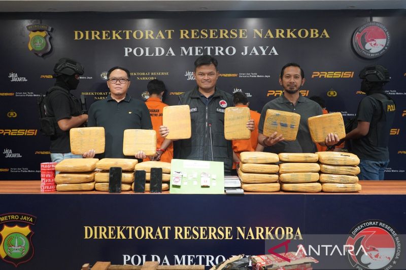polda-metro-jaya-ungkap-peredaran-2796-kg-ganja-di-jakarta-timur