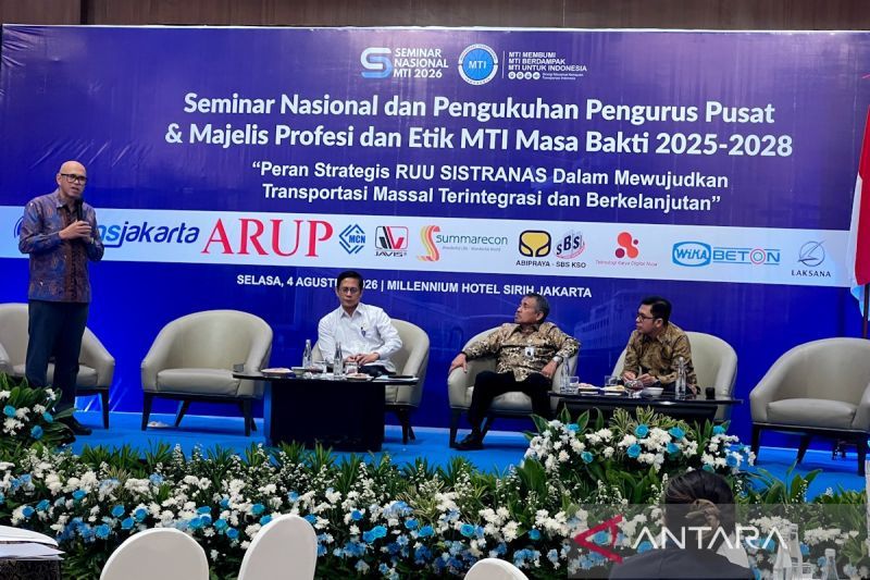 kemenhub-transportasi-massal-kunci-atasi-kemacetan-dan-biaya-tinggi