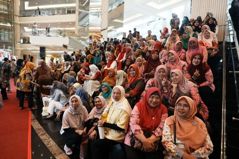 51 perajin Dekranasda Jakbar ikuti ajang promosi di mal