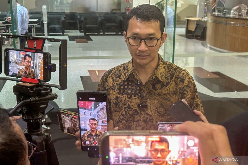 KPK panggil dua tersangka kasus korupsi penyaluran bansos beras