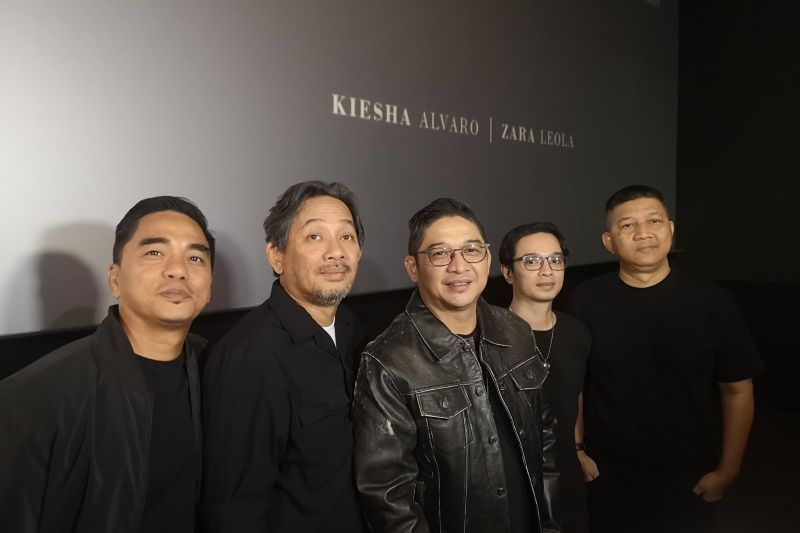 Ungu adopsi konsep MV lamanya di MV "Utara-Selatan"