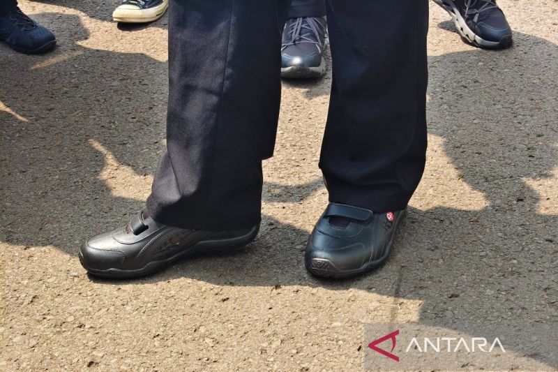 BRIN buat inovasi sepatu lokal harga Rp75 Ribu untuk Sekolah Rakyat