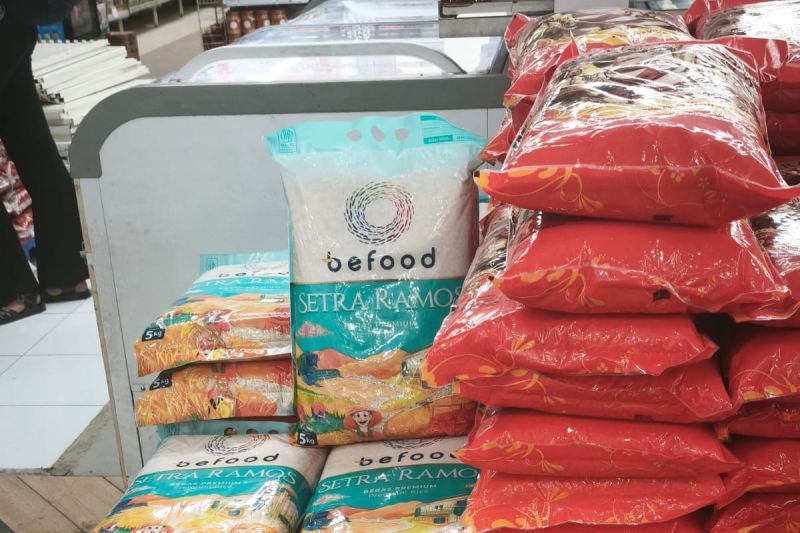 Bulog Jabar perluas distribusi beras premium jaga harga sesuai HET