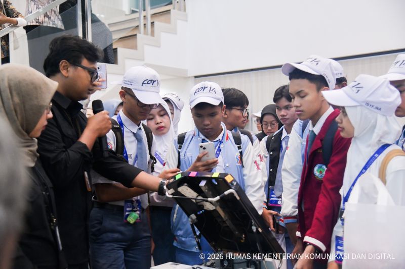 Kemkomdigi bekali forum pelajar Indonesia ciptakan ruang digital aman
