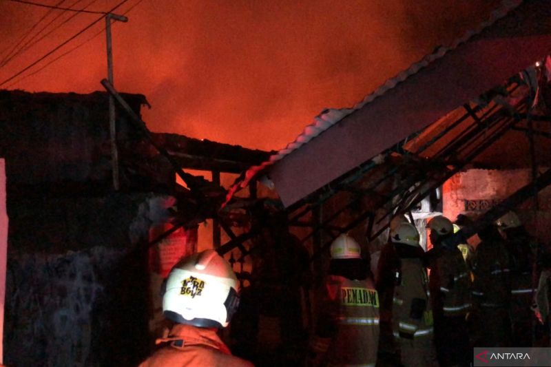 Kebakaran rumah di Matraman Jaktim diduga akibat korsleting listrik