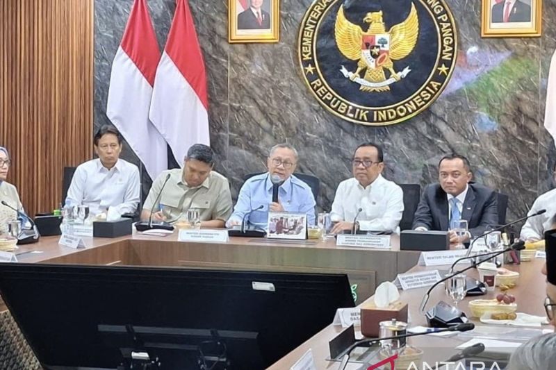 Mensesneg membantah isu Surpres penggantian Kapolri