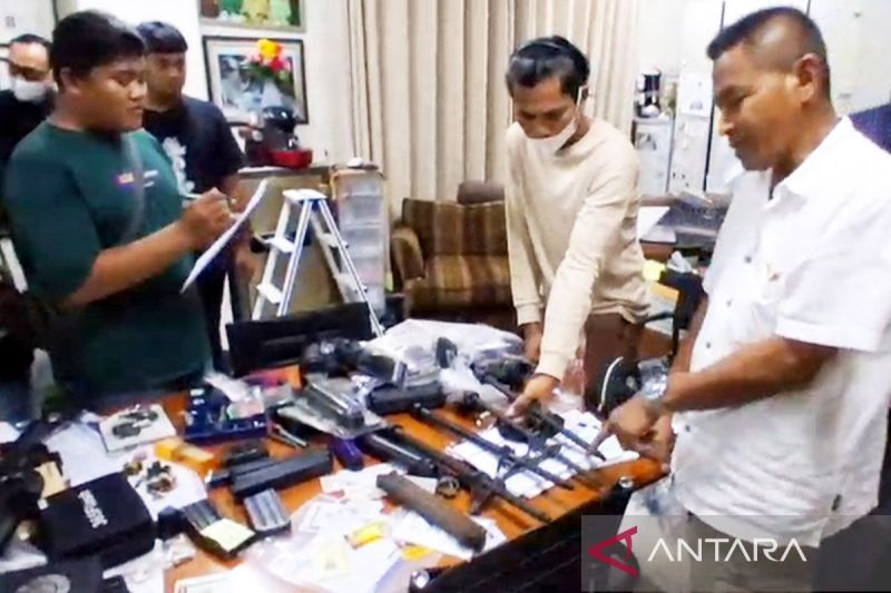 Populer, 995 senjata api di sekolah Jaksel dan kasus mutilasi di Depok