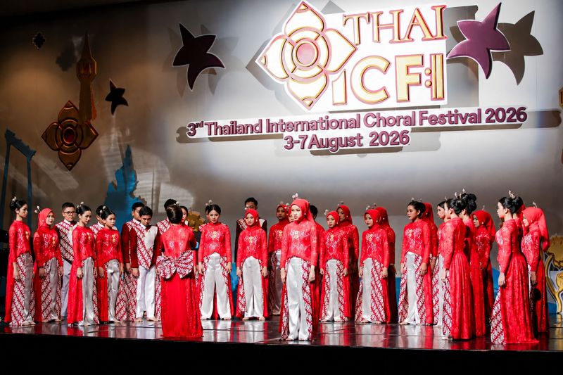 Paduan suara SMPN 1 Surabaya raih empat penghargaan di Thailand