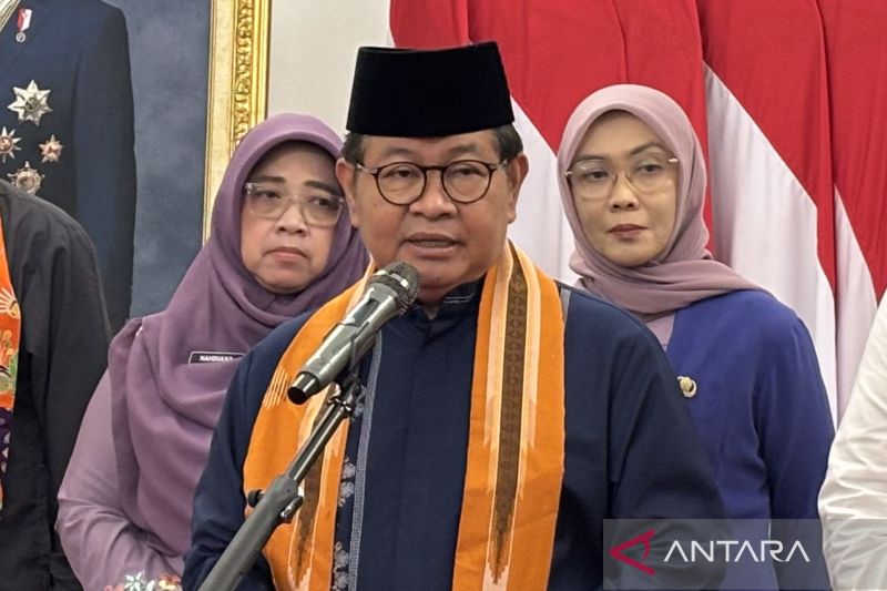 Pramono angkat bicara soal temuan senjata di sekolah
