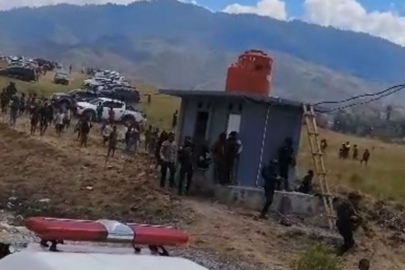 Danrem 172: TNI-Polri selidiki KKB pelaku penembakan di Wamena