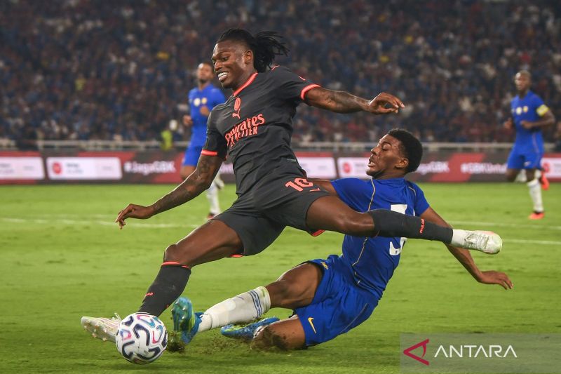 Chelsea menang telak 3-0 atas AC Milan di GBK