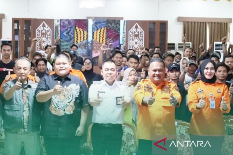Anggota DPR-BNPB lakukan penguatan literasi kebencanaan di Batola