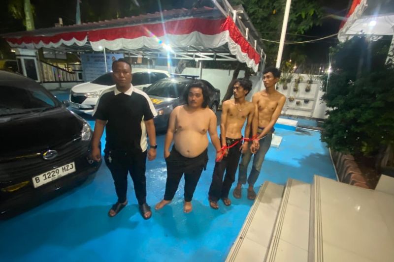 Polisi ringkus empat perusak kabel optik di Pademangan
