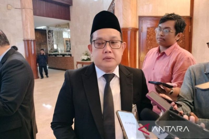 Pemprov tambah armada "water bombing" untuk padamkan karhutla Bromo