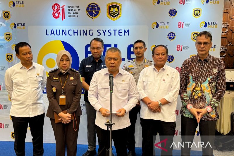 Menhub Dudy tegaskan penanganan ODOL dilakukan hulu hingga hilir