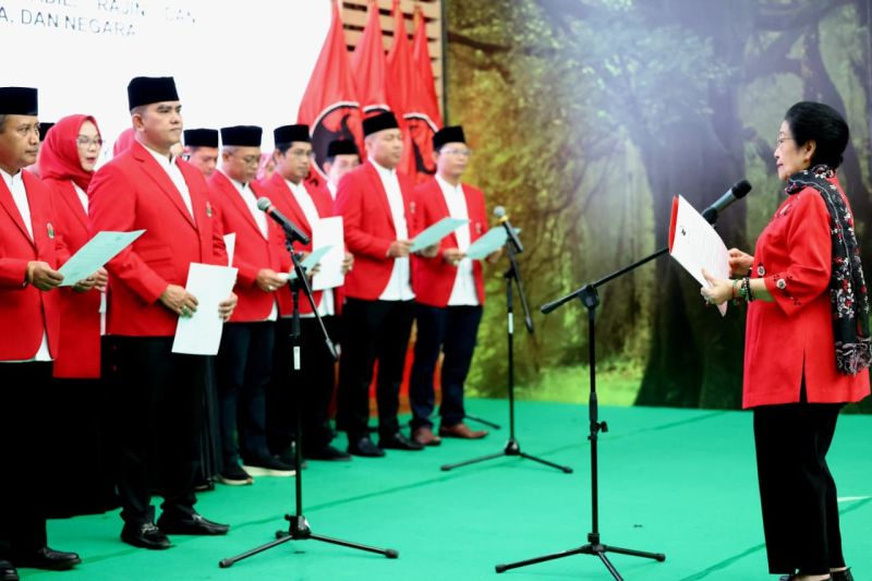 Megawati: Partai politik perlu riset dan sains