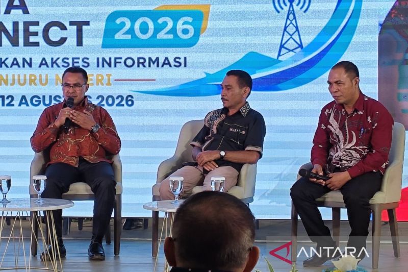 Infrastruktur BAKTI memudahkan warga Flores Timur mengakses internet